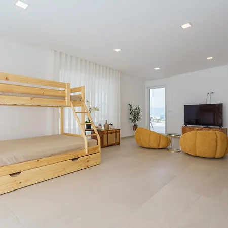 Casa Caracol, With A Panoramic Ocean View * Lourinhã