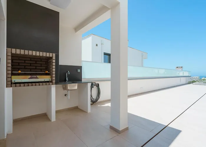 Villa Casa Caracol, With A Panoramic Ocean View